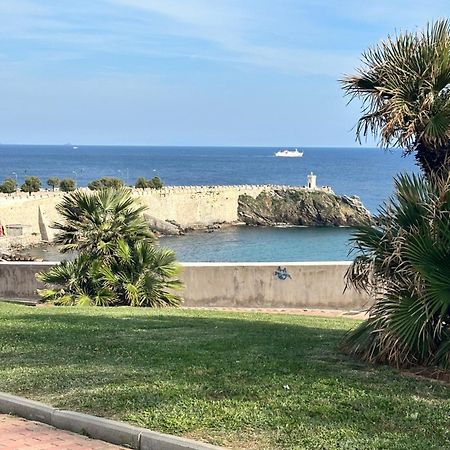 Appartamenti Tra Cielo E Mare Пьомбино Екстериор снимка